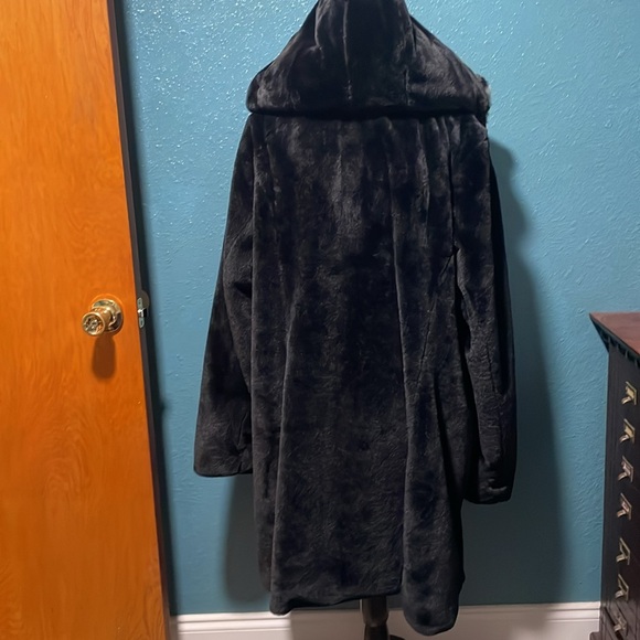 Dennis by Dennis Basso Gold, Super Soft Designer Faux Fur Coat, hood & collar-2x - Picture 3 of 12